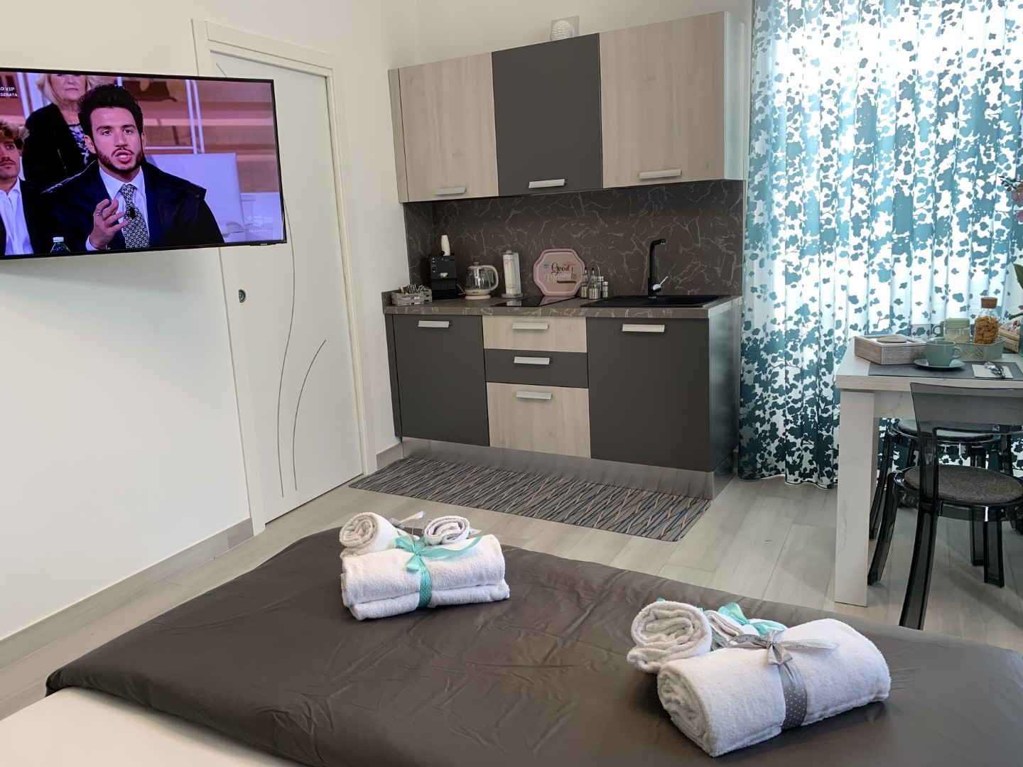 beb-terry-ercolano-camera-2